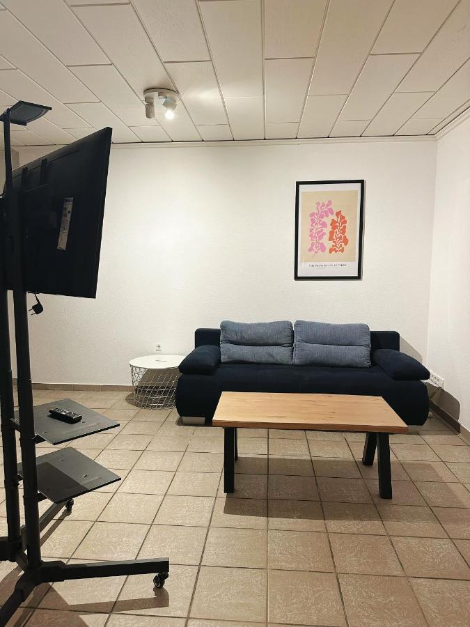 Zimmer In Reihenhaus Mit Terrasse Duisburg Exteriör bild